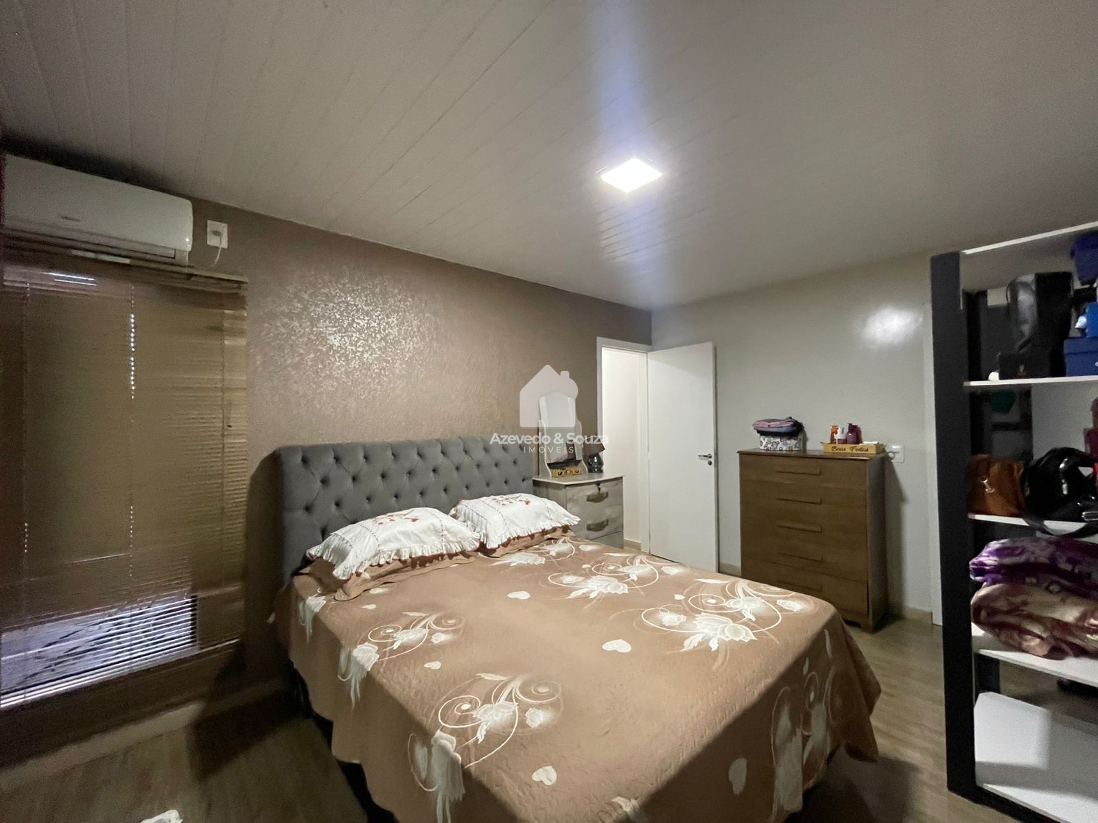 Azevedo & Souza de Im�veis em Francisco Beltr�o/PR