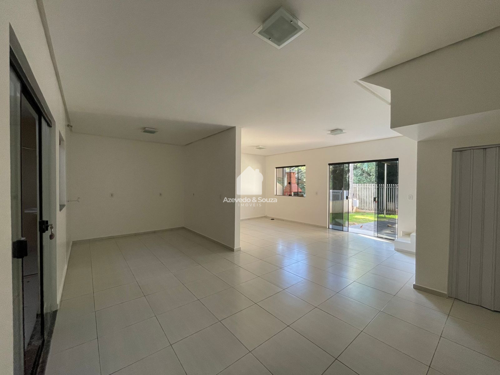 Azevedo & Souza de Im�veis em Francisco Beltr�o/PR