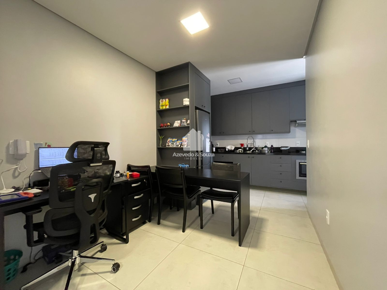 Azevedo & Souza de Im�veis em Francisco Beltr�o/PR