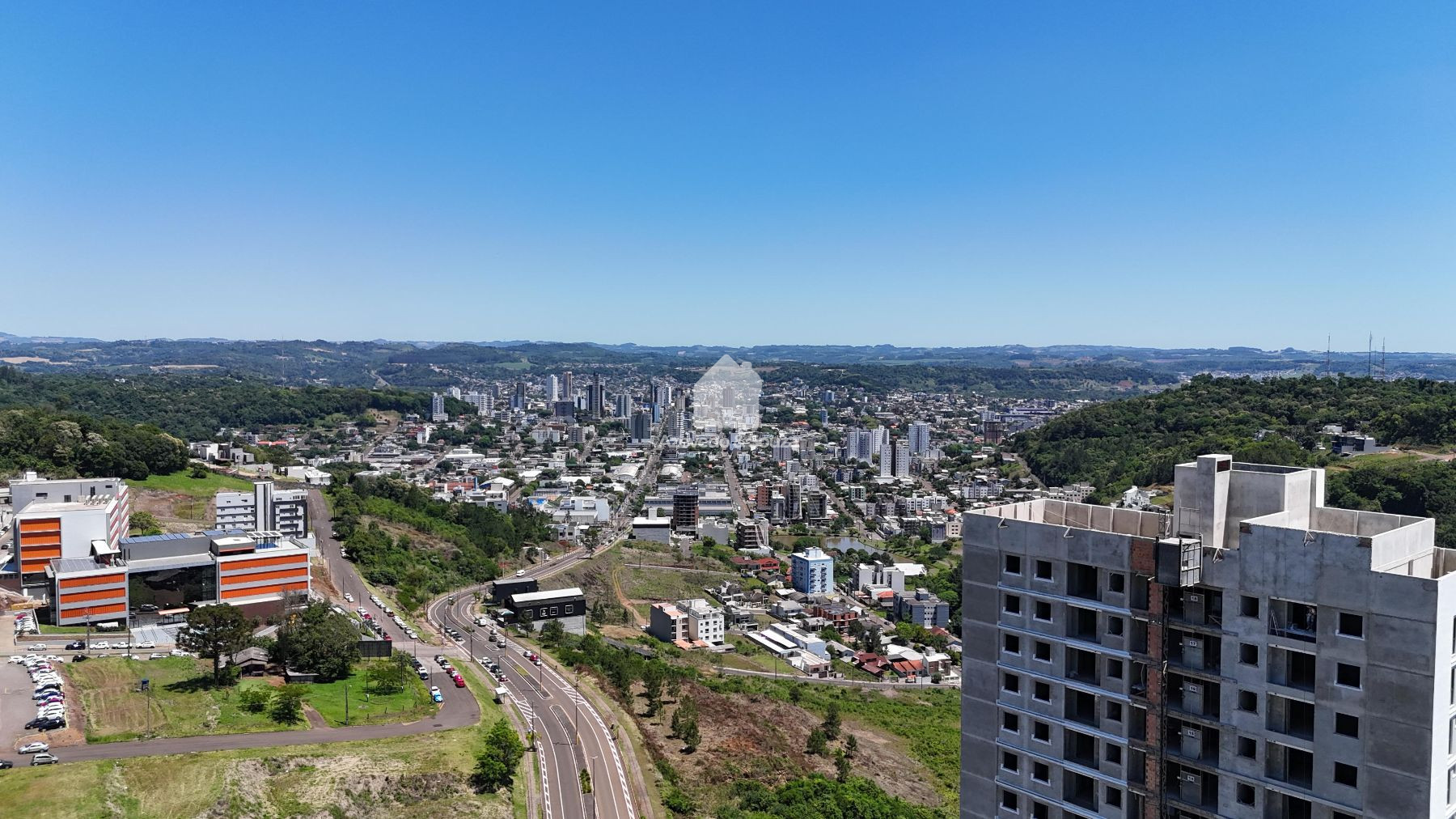 Azevedo & Souza de Im�veis em Francisco Beltr�o/PR