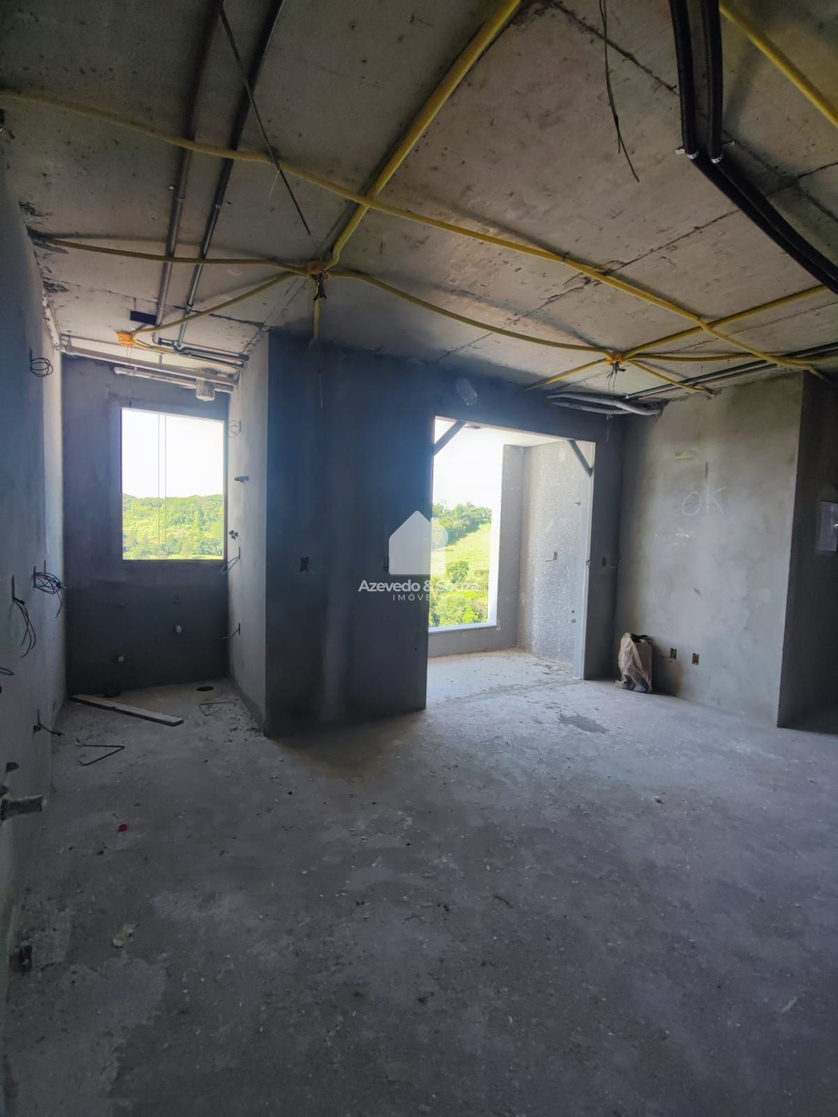 Azevedo & Souza de Im�veis em Francisco Beltr�o/PR