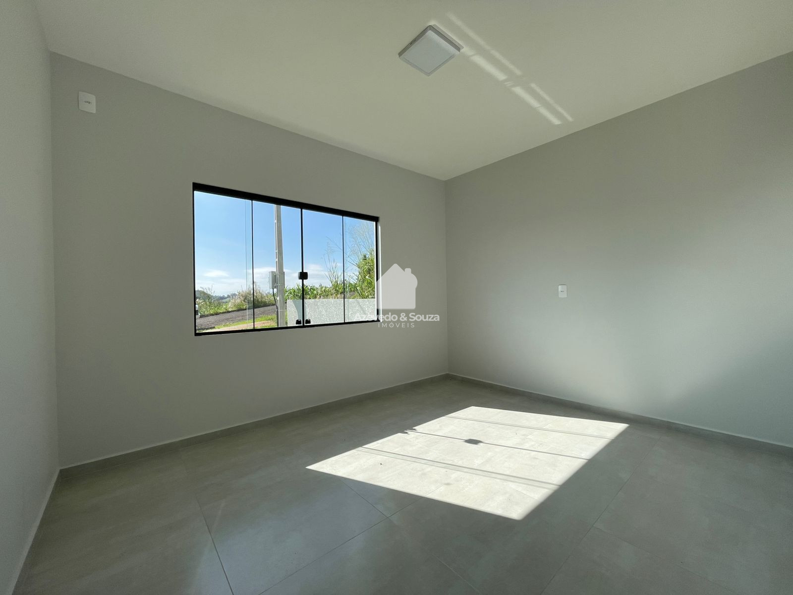 Azevedo & Souza de Im�veis em Francisco Beltr�o/PR