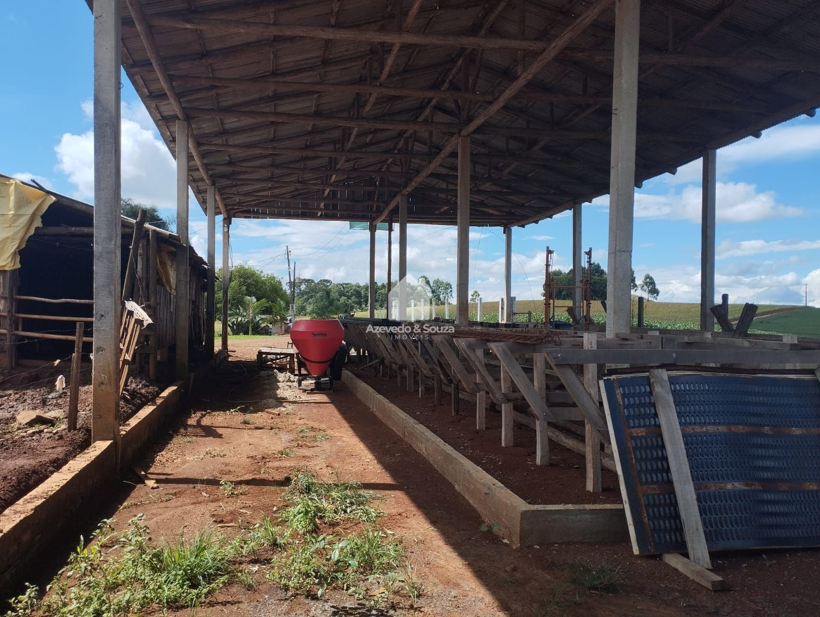 Azevedo & Souza de Im�veis em Francisco Beltr�o/PR