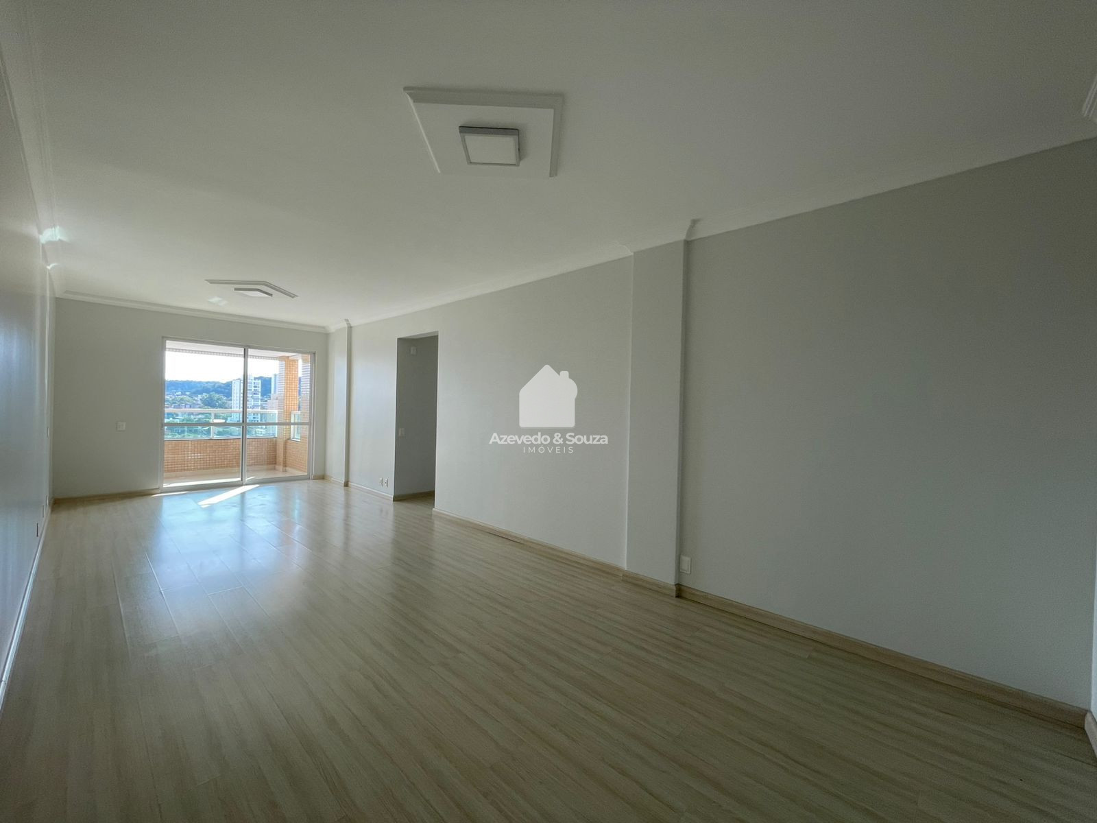 Azevedo & Souza de Im�veis em Francisco Beltr�o/PR