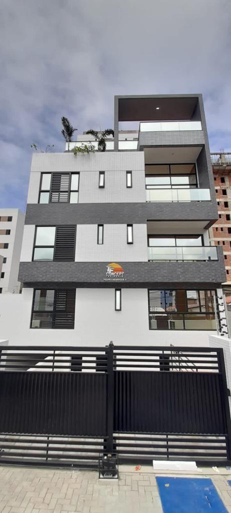 Apartamento com 02 dormitórios à venda, 67m² por R$ 399.000 - ...