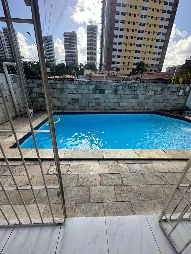 Casa com 03 dormitórios à venda, 270m² por R$ 900.000 - Manaír...