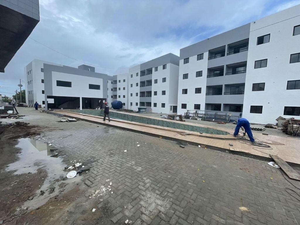 Apartamento com 2 dormitórios à venda por R$ 175.725,00 - José...