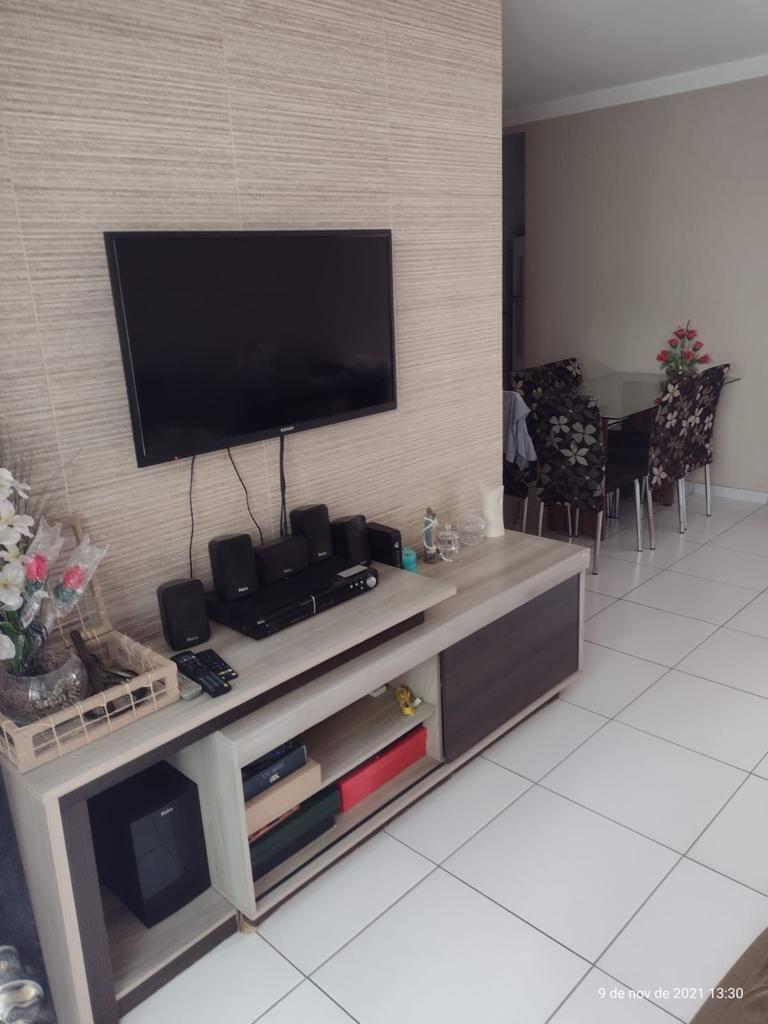 Apartamento com 2 dormitórios à venda, 64 m² por R$ 160.000,00...