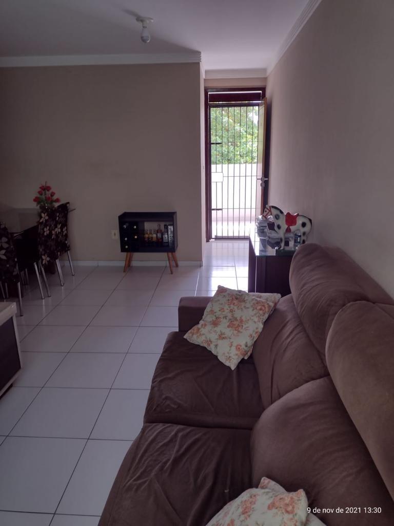 Apartamento com 2 dormitórios à venda, 64 m² por R$ 160.000,00...