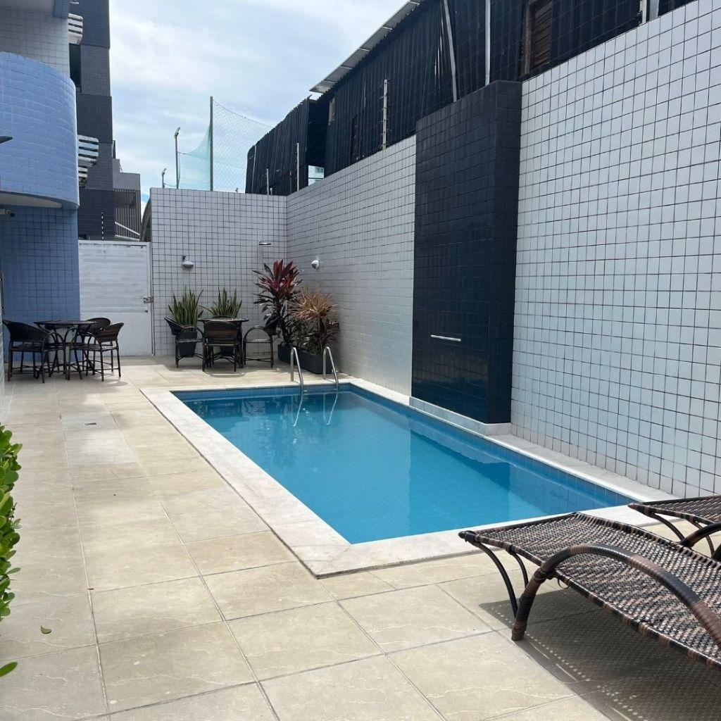 Apartamento com 03 dormitórios à venda por R$ 600.000 - Aerocl...