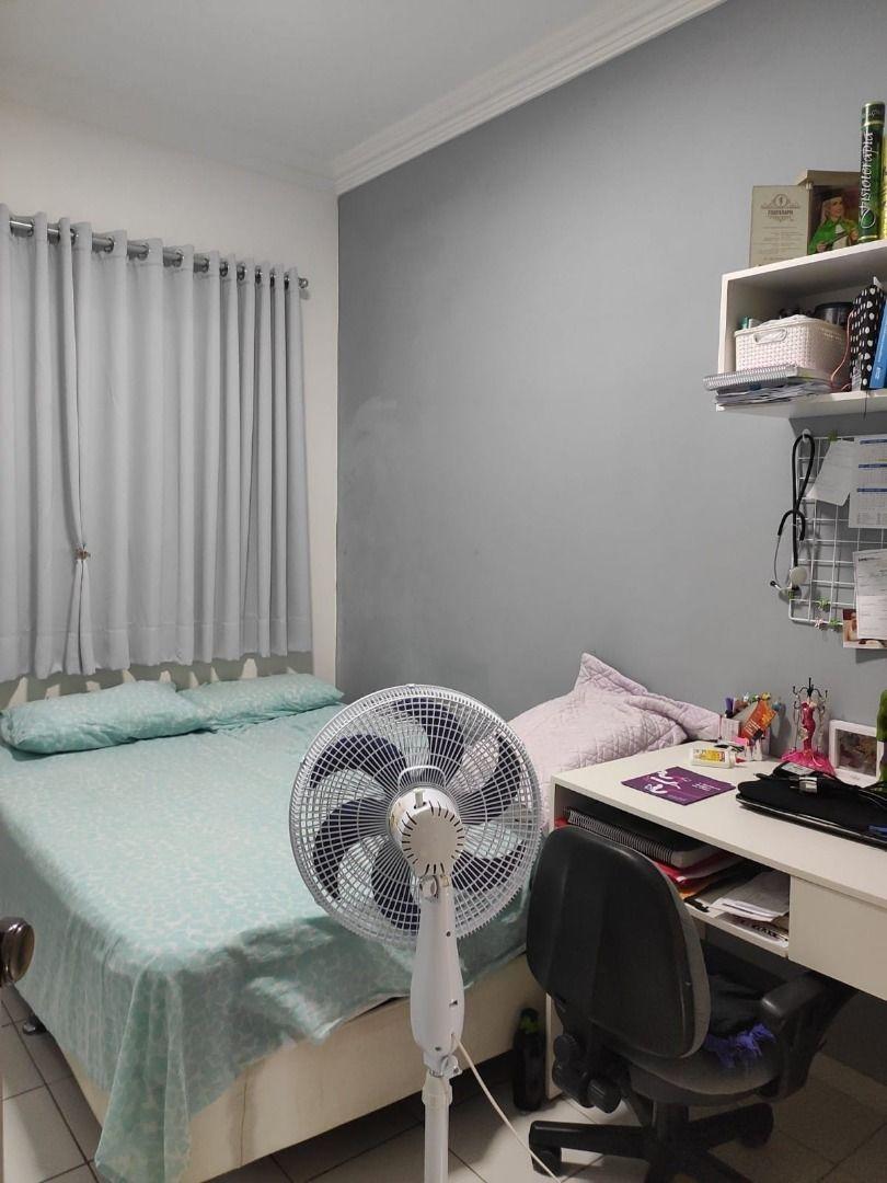 Casa com 3 dormitórios à venda por R$ 550.000 - Mangabeira - J...