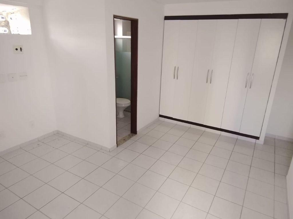 Apartamento com 04 dormitórios à venda, 164m² por R$ 910.000 -...