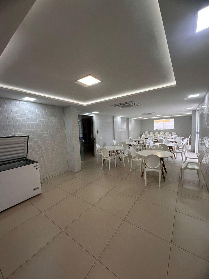 Apartamento com 03 dormitórios à venda por R$ 560.000 - Jardim...