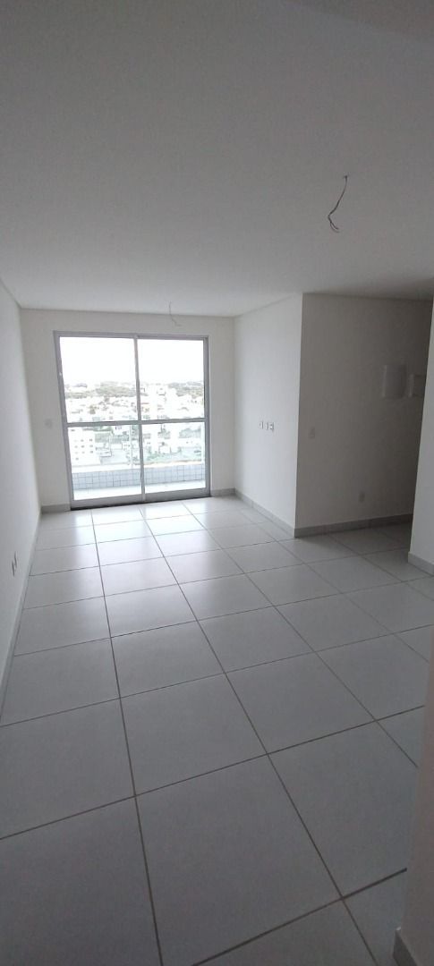Apartamento com 03 dormitórios à venda por R$ 499.000 - Cd. Un...