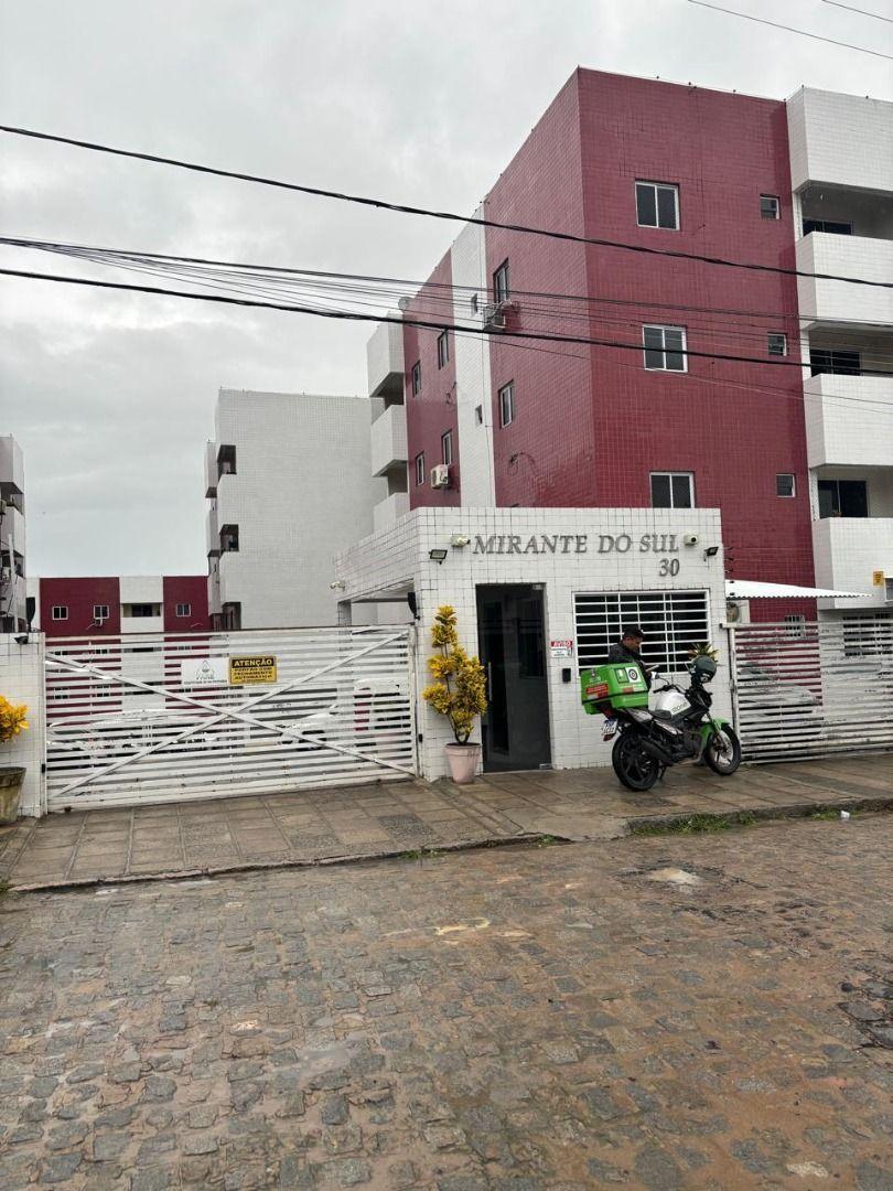 Apartamento com 2 dormitórios à venda por R$ 180.000,00 - Mang...
