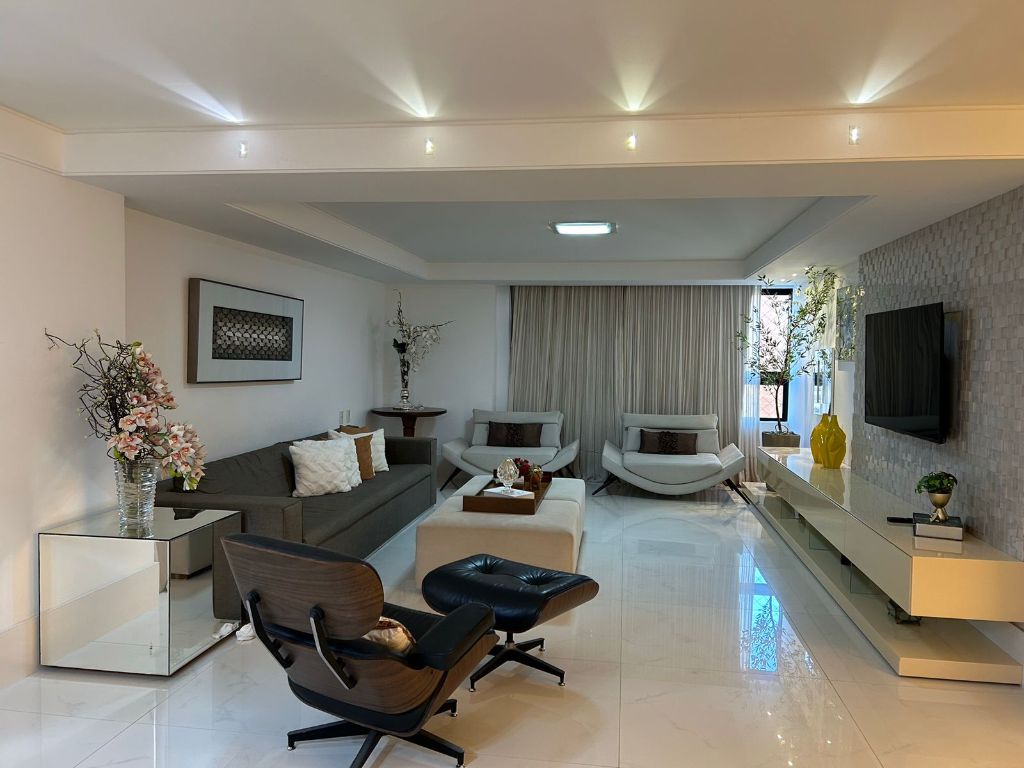 Apartamento com 4 dormitórios à venda por R$ 2.000.000 - Miram...