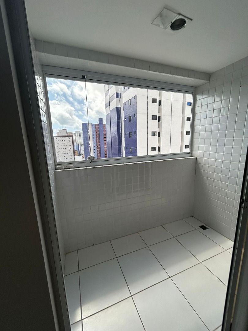 Apartamento com 02 dormitórios à venda por R$ 485.000 - Aerocl...
