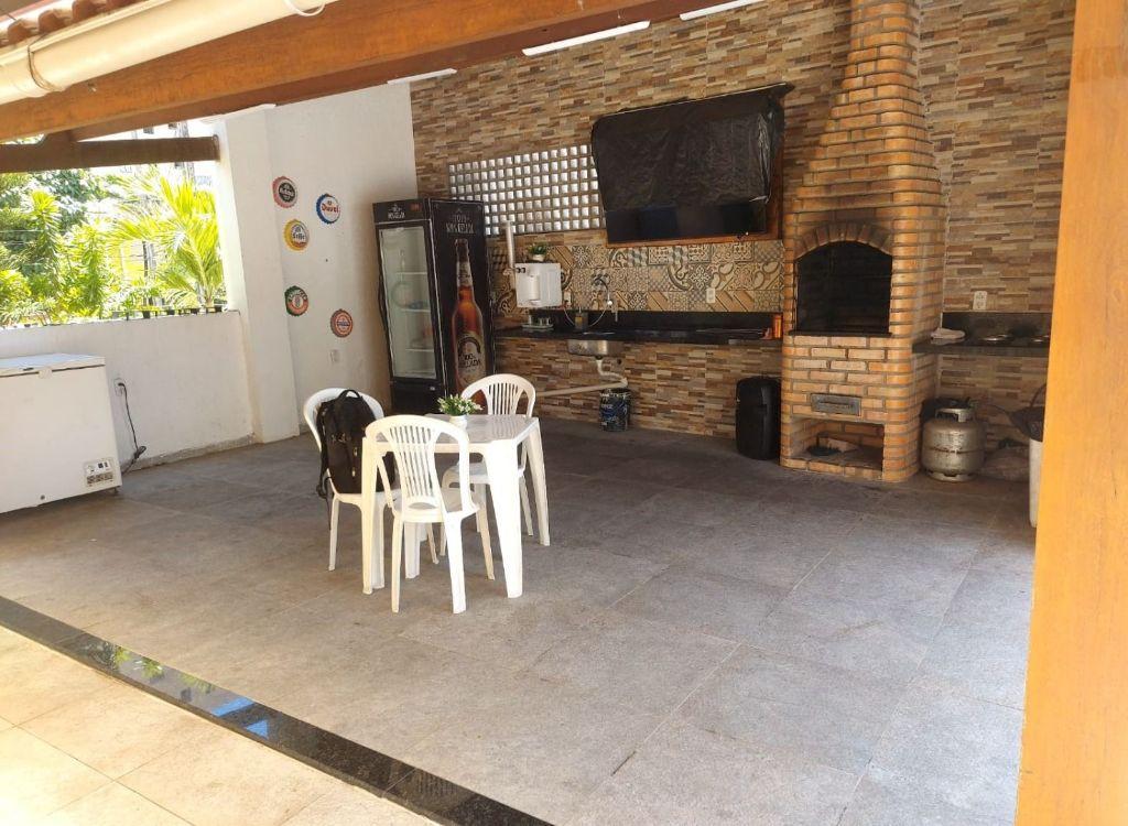 Apartamento com 04 dormitórios à venda, 201m² por R$ 830.000 -...
