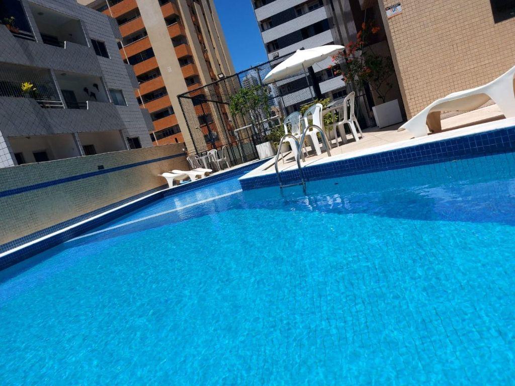Apartamento com 04 dormitórios à venda, 201m² por R$ 830.000 -...