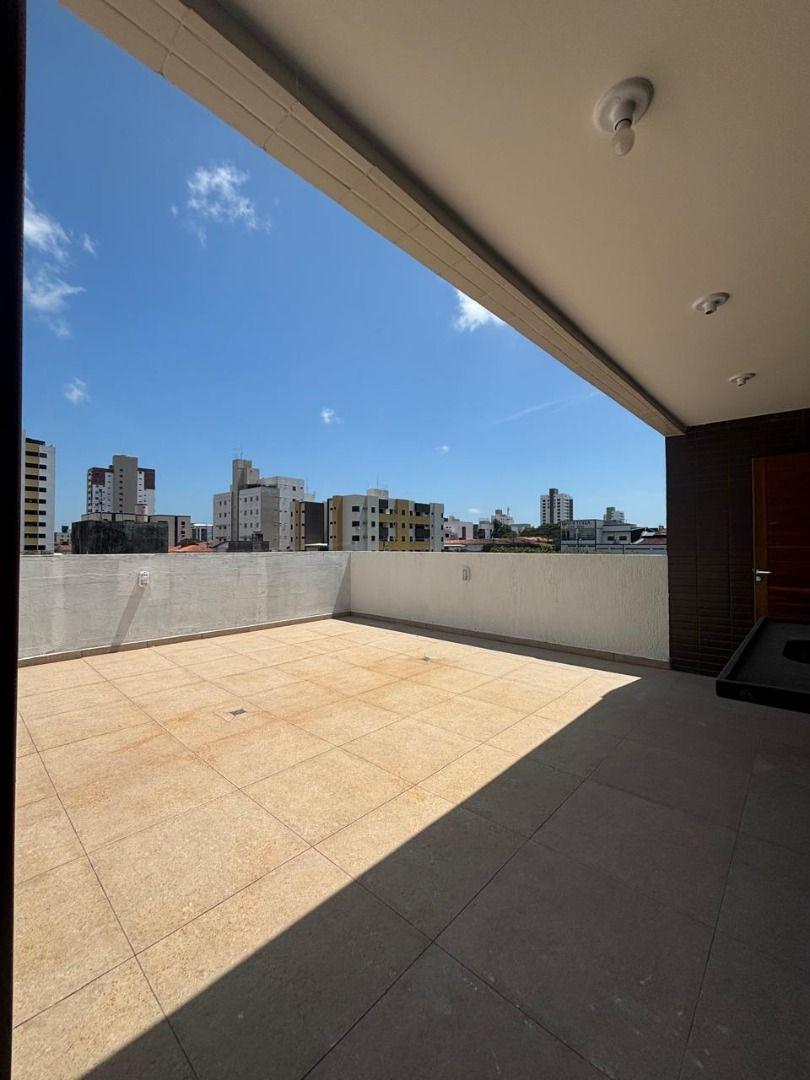 Apartamento com 02 dormitórios à venda por R$ 239.900 - Cd. Un...