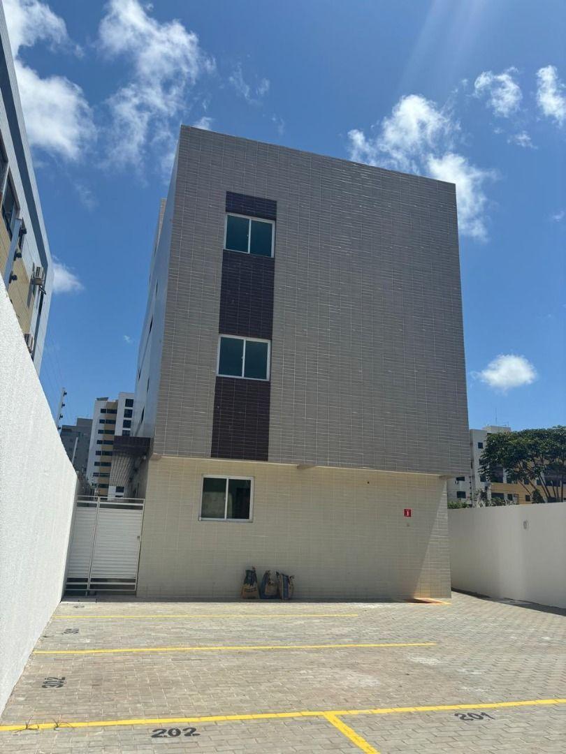 Apartamento com 02 dormitórios à venda por R$ 239.900 - Cd. Un...