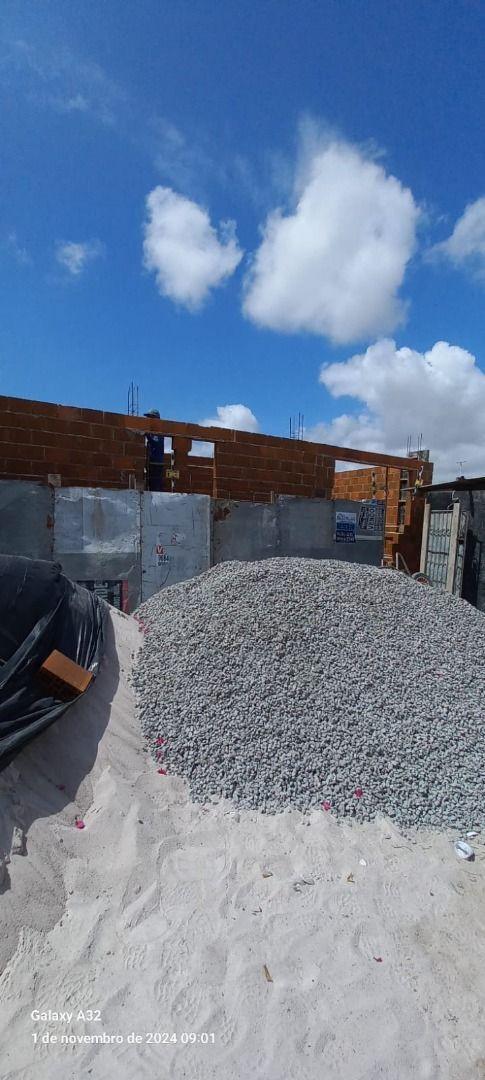 Apartamento com 02 dormitórios à venda por R$ 350.000 - Cd. Un...