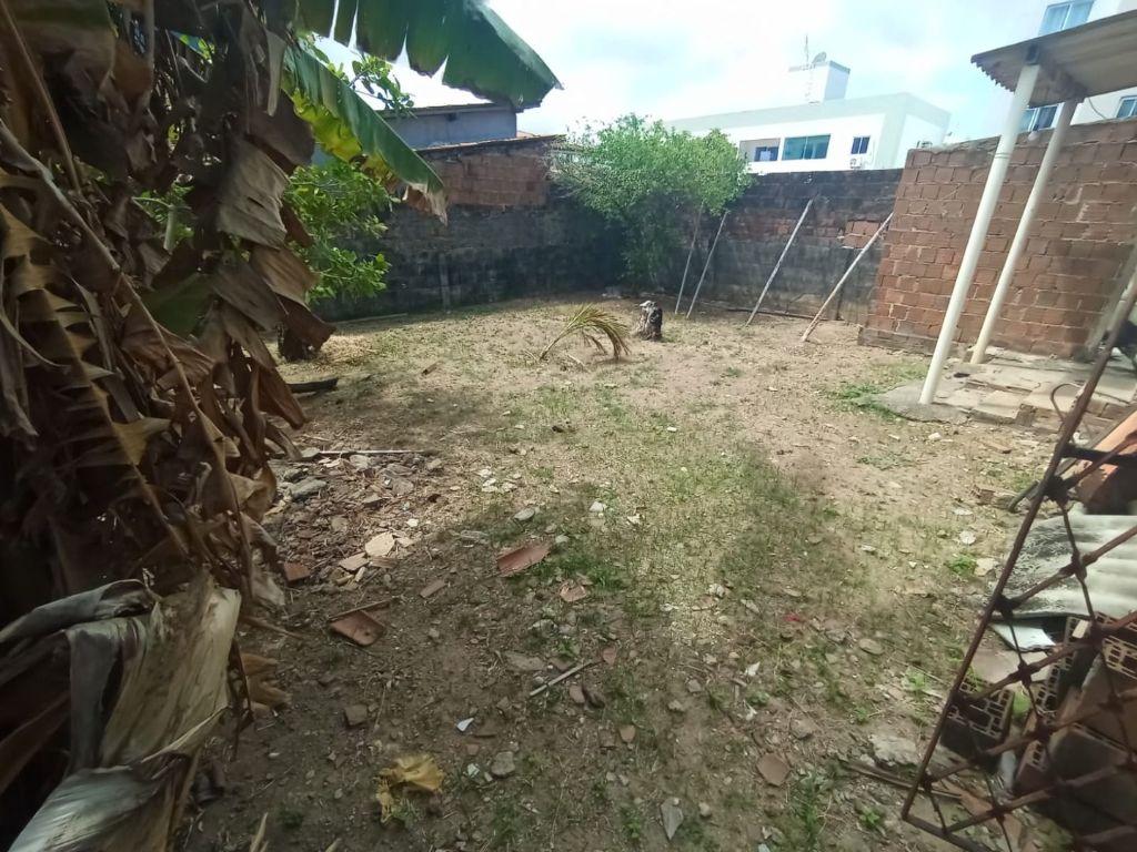 Casa com ponto comercial à venda, 150m² por R$ 529.900 - Bancá...