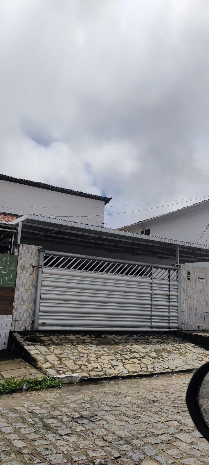 Casa com 03 dormitórios à venda, 362m² por R$ 700.000 - Jardim...