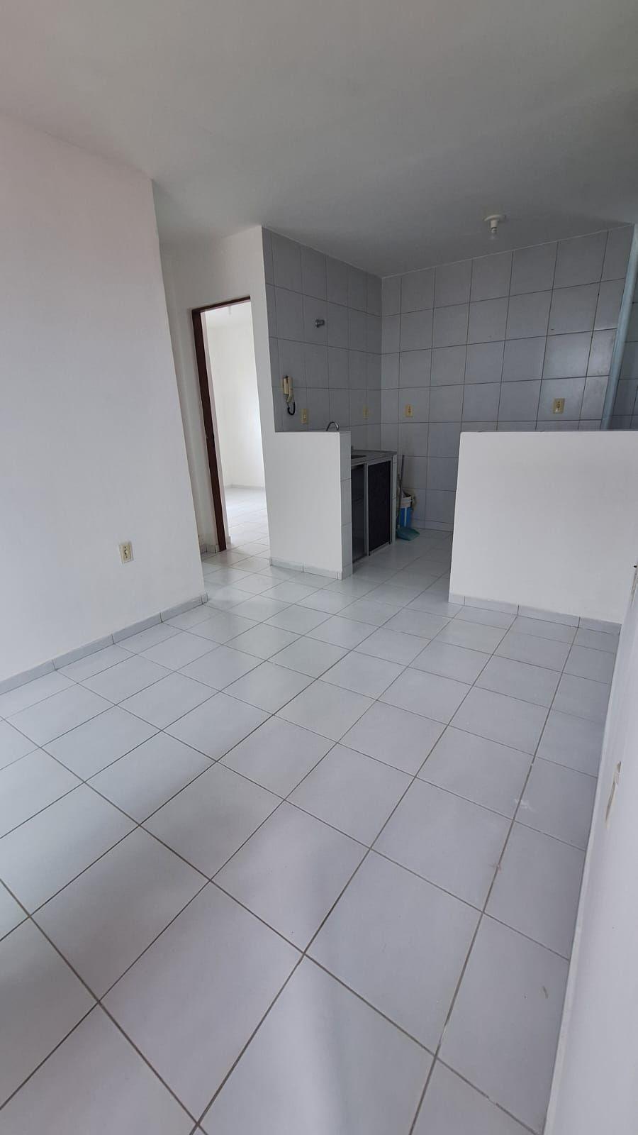 Apartamento com 02 dormitórios à venda por R$ 138.000 - Gramam...