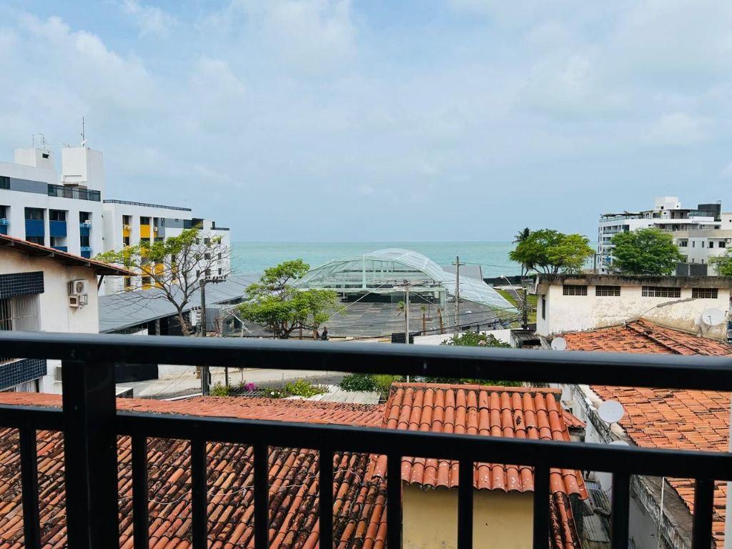 Apartamento com 02 dormitórios à venda por R$ 689.600 - Bessa,...