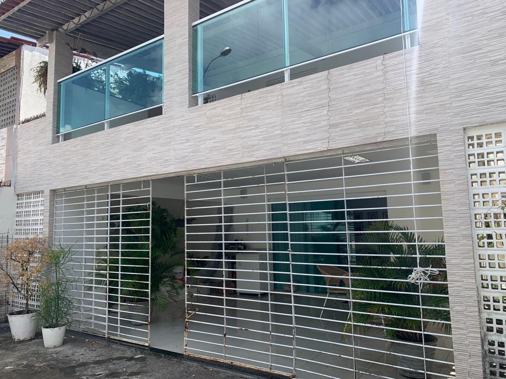 Casa com 03 dormitórios à venda, 200m² por R$ 1.000.000 - Bess...