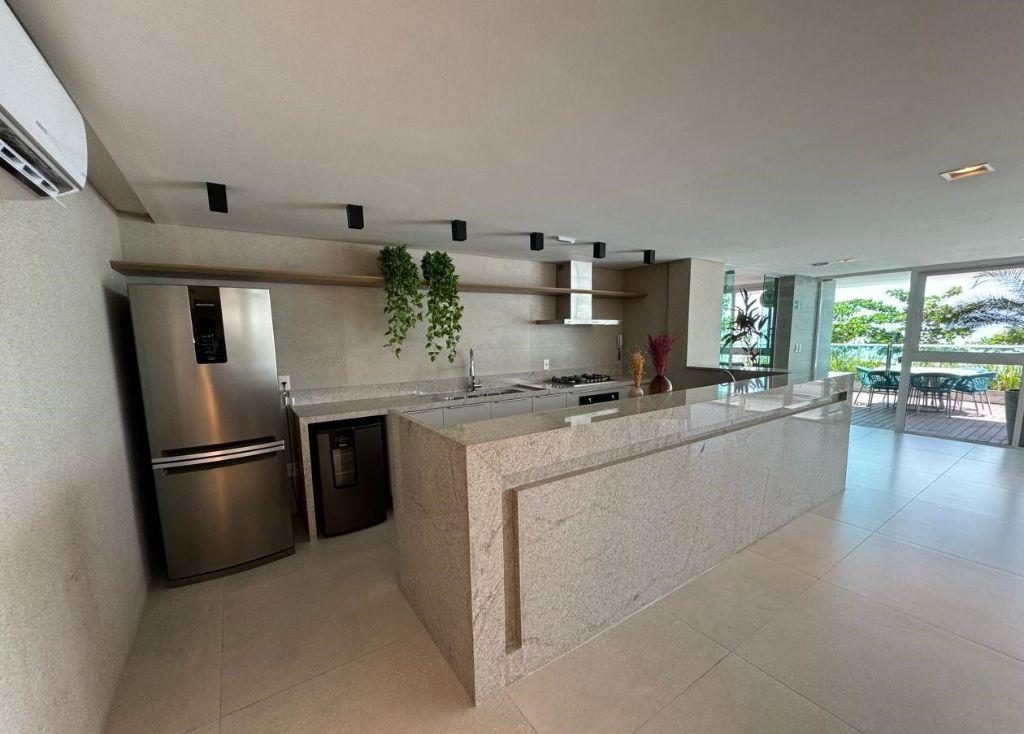 Apartamento com 2 dormitórios à venda, 62 m² por R$ 1.045.604,...