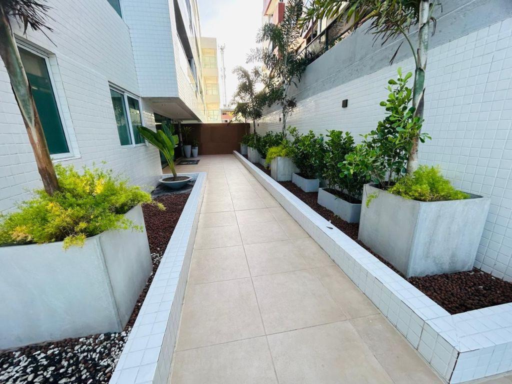 Apartamento com 2 dormitórios à venda, 60 m² por R$ 850.000,00...