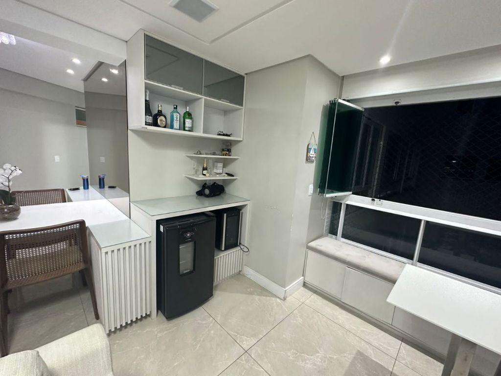 Apartamento com 2 dormitórios à venda, 80 m² por R$ 870.000 - ...