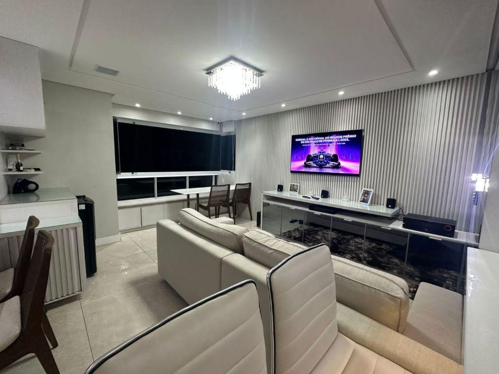 Apartamento com 2 dormitórios à venda, 80 m² por R$ 870.000 - ...