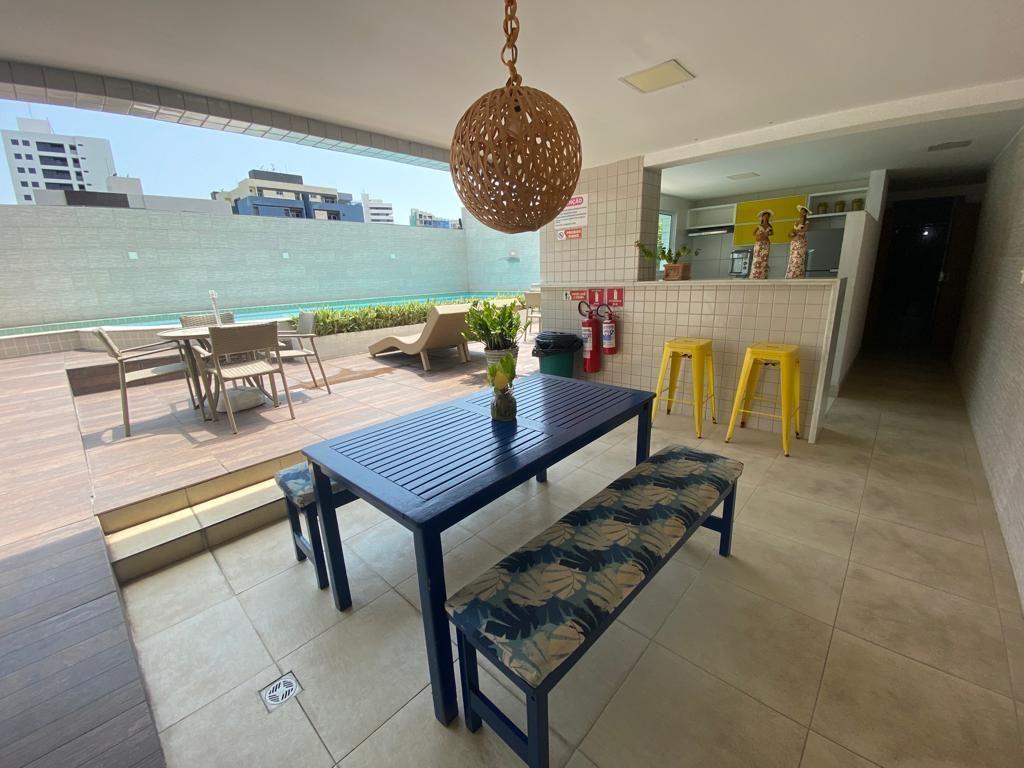 Apartamento com 2 dormitórios à venda, 72 m² por R$ 530.000,00...