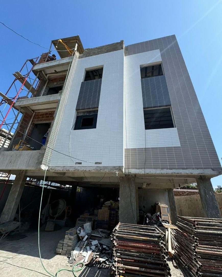 Apartamento com 02/3 dormitórios à venda por R$ 364.000 - Aero...