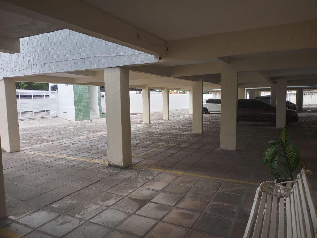 Apartamento com 03 dormitórios à venda por R$ 350.000 - Aerocl...