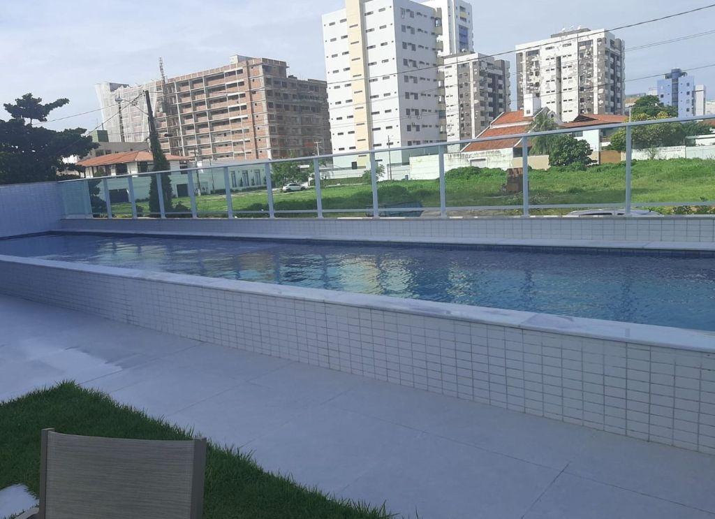 Apartamento com 3 dormitórios à venda, 90 m² por R$ 740.000,00...