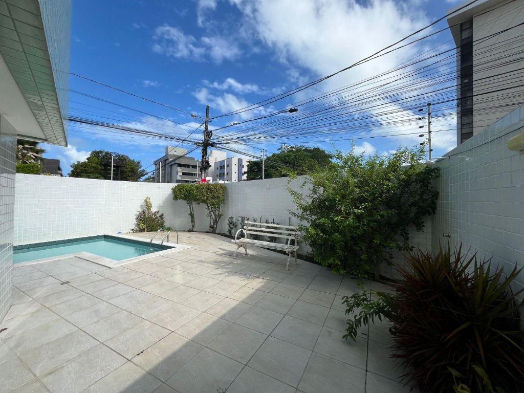 Apartamento com 03 dormitórios à venda, 72m² por R$ 630.000 - ...