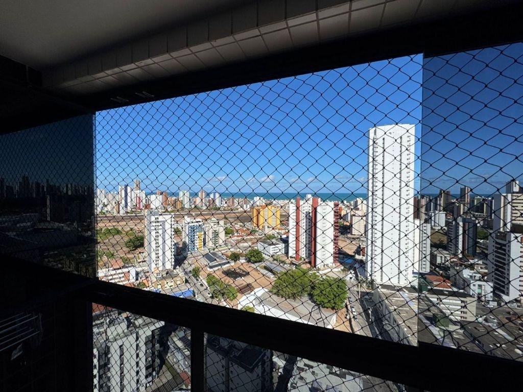Apartamento com 2 dormitórios à venda, 62 m² por R$ 660.000 - ...