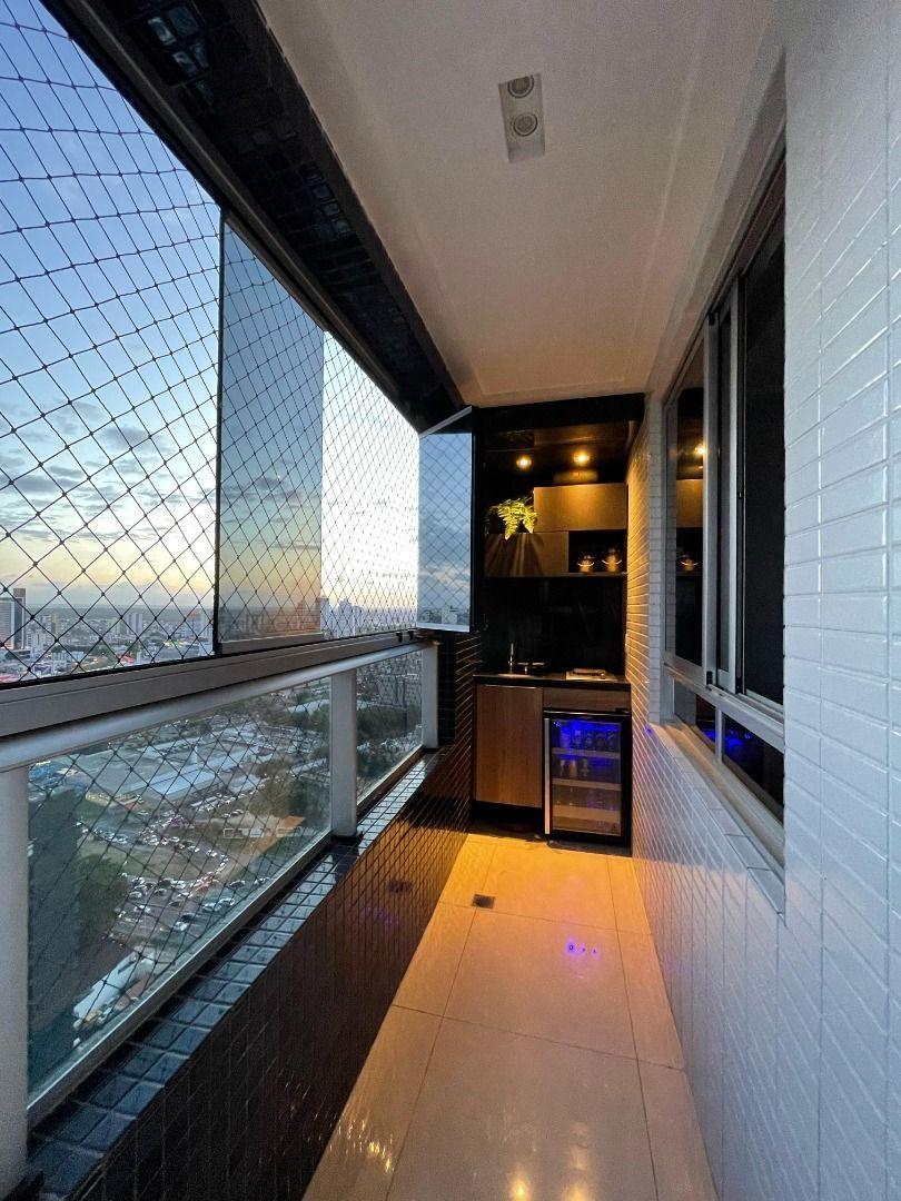 Apartamento com 03 dormitórios à venda por R$ 910.000 - Brisam...