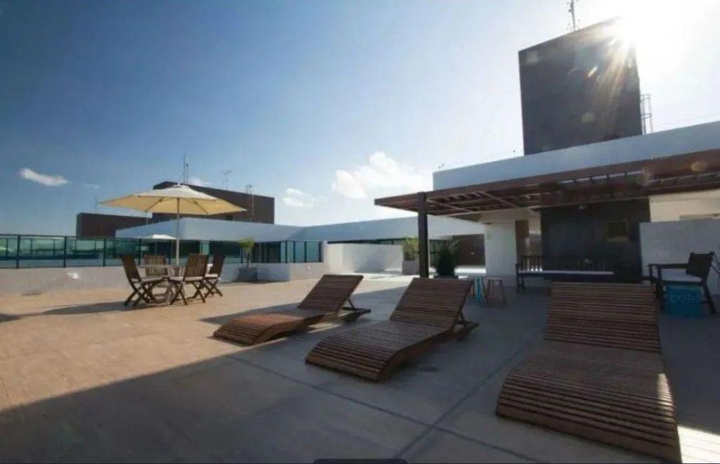 Apartamento com 02 dormitórios à venda, 66m² por R$ 770.000 - ...