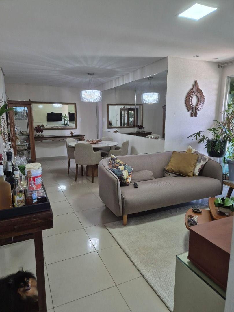 Apartamento com 03 dormitórios à venda por R$ 790.000 - Cabo B...