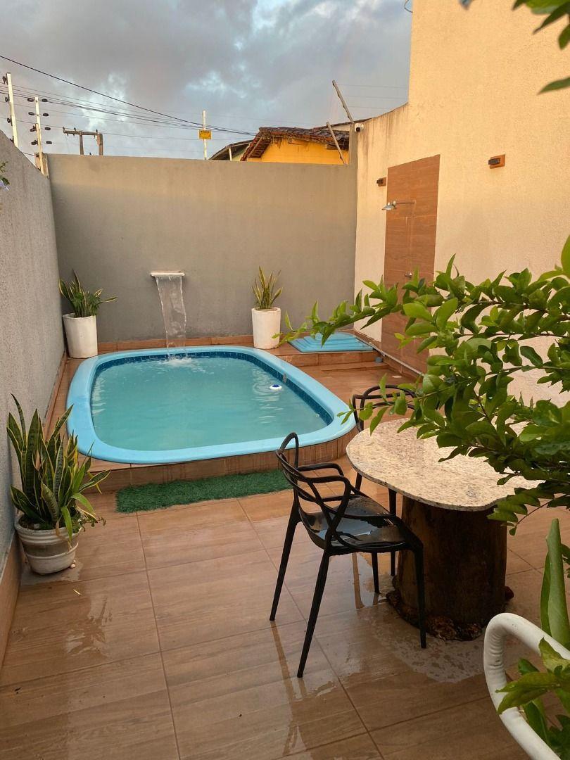 Casa com 2 dormitórios à venda, 65 m² por R$ 315.000,00 - Cris...