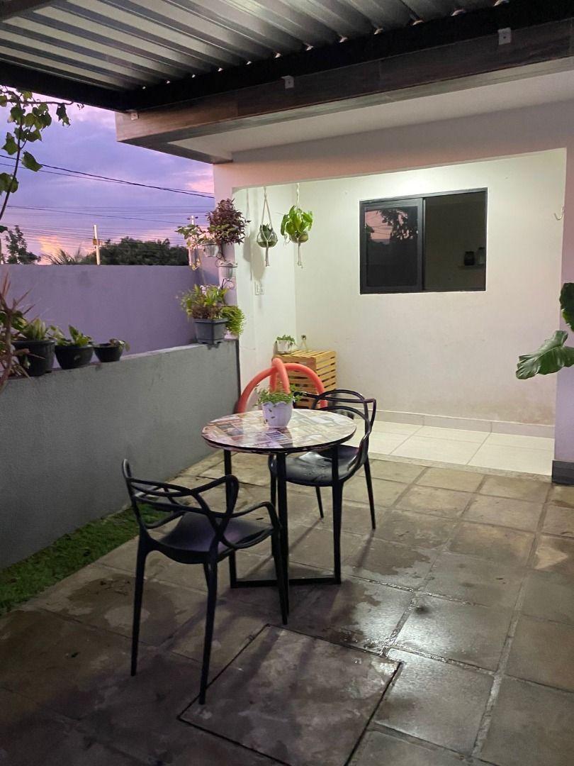 Casa com 2 dormitórios à venda, 65 m² por R$ 315.000,00 - Cris...
