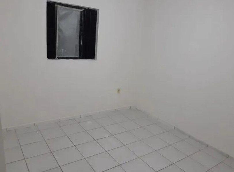 Apartamento com 03 dormitórios à venda por R$ 340.000 - Bancár...