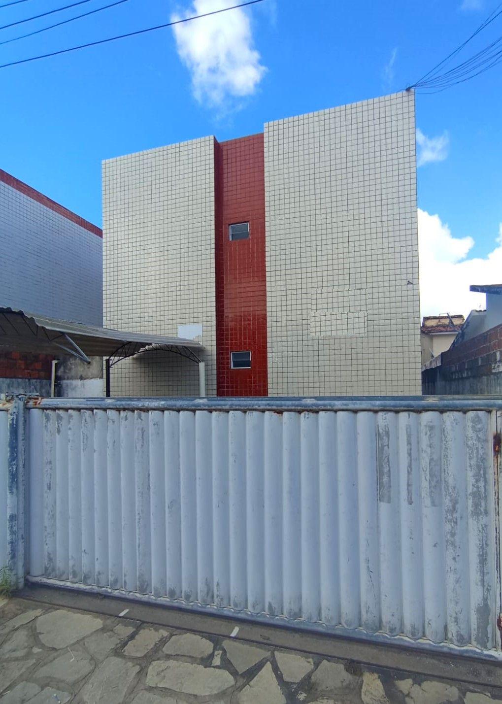 Apartamento com 02 dormitórios à venda por R$ 140.000 - Gramam...