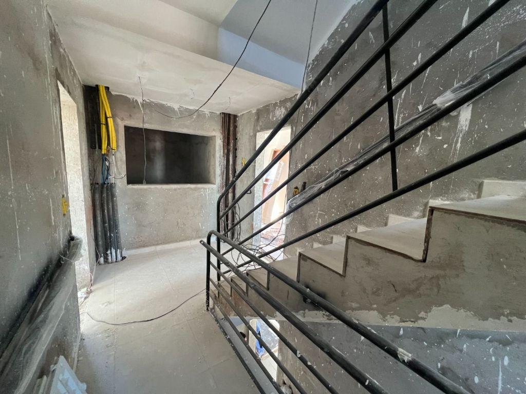 Apartamento com 02 dormitórios à venda por R$ 200.000 - Mangab...