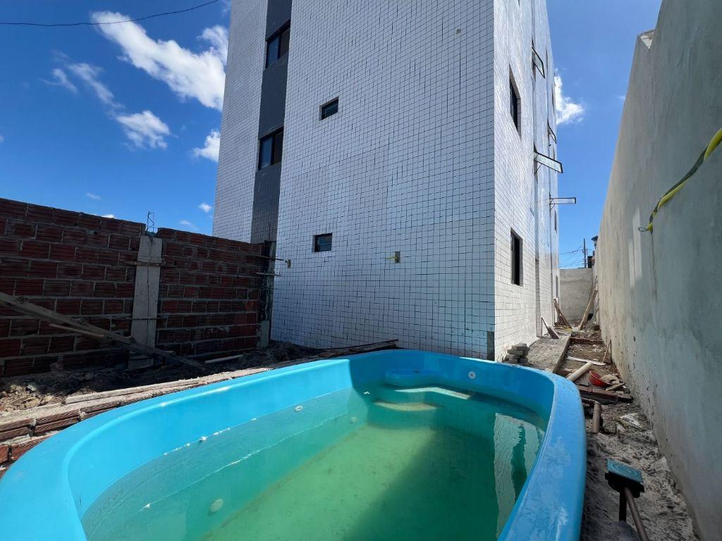 Apartamento com 02 dormitórios à venda por R$ 200.000 - Mangab...